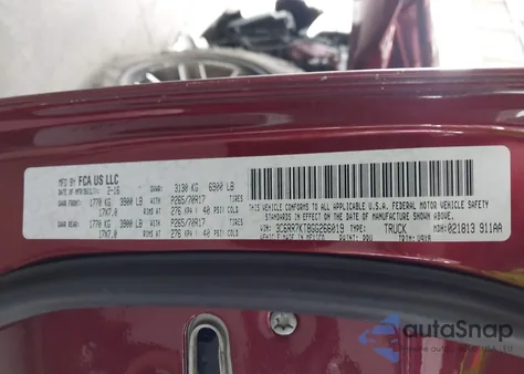 2016 Ram 1500 Express z USA, uszkodzony, nr VIN 3C6RR7KT8GG266019